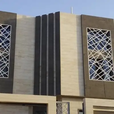 واجهة ألمنيوم وكلادينج